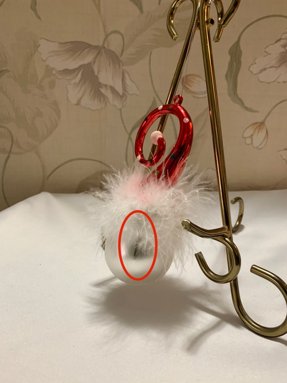 Robert Stanley Curly Hat Santa Ornament - Picture 5 of 6